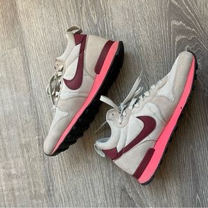 Nike Sneakers 💫 3 for $15